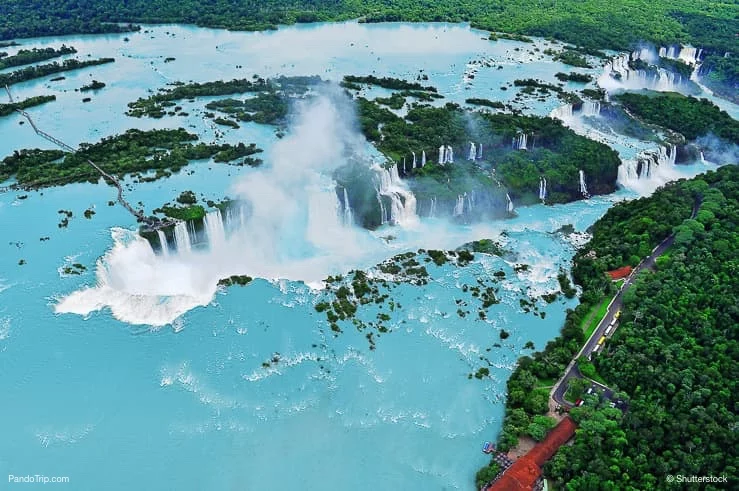 آبشار Iguazu در آرژانتین و برزیل