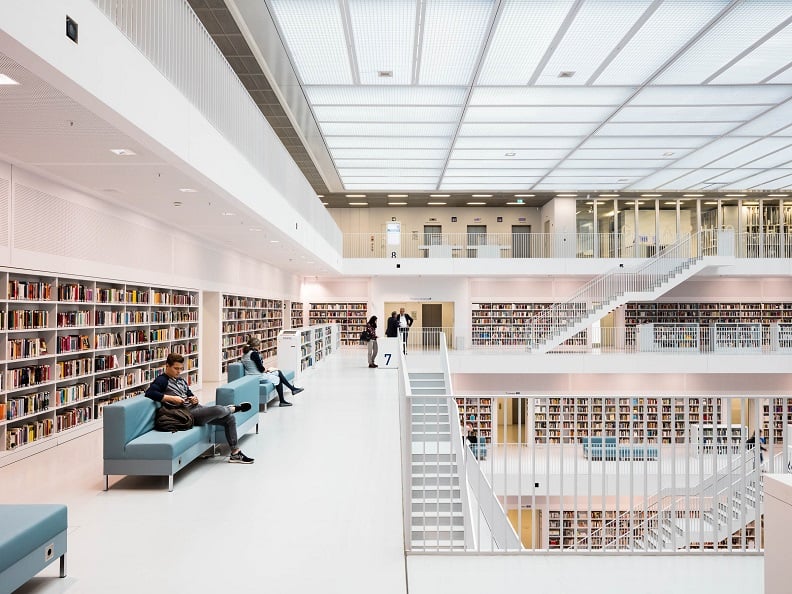 کتابخانه Stuttgart City