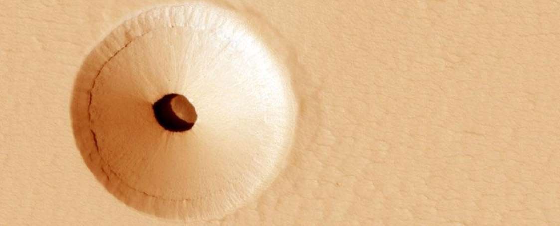 ماجرای گودال عظیم مریخ: وجود این حفره عجیب در سیاره سرخ نشان دهنده چیست