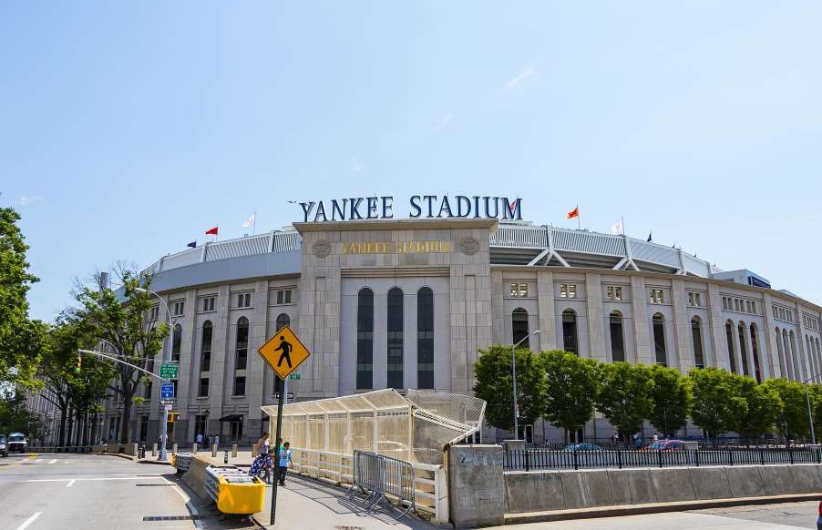 گران‌ترین ساختمان‌های جهان - 14. «استادیوم یانکی» (Yankee Stadium)، نیویورک: 2.6 میلیارد دلار (1.9 میلیارد پوند)